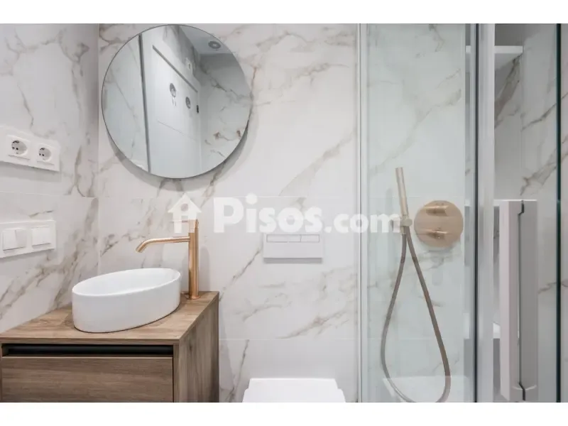 Salles de bain - Furnished Flat in Salamanca, Madrid