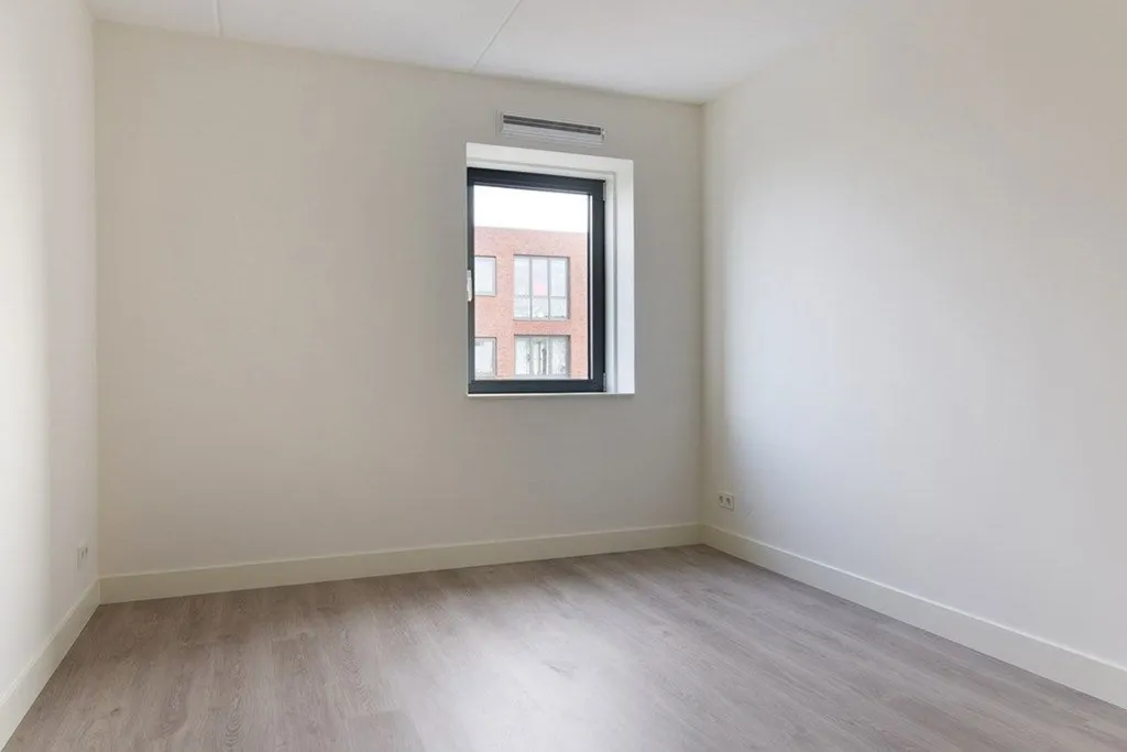 Pièces - 1 Bedroom Apartment with Balcony in Delft