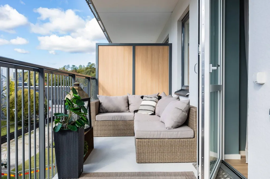 Balcon - Apartment with Two Balconies in Kungälv