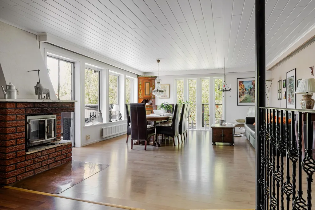 Söögituba - Suterräng Villa with Private Beach in Sandstrand