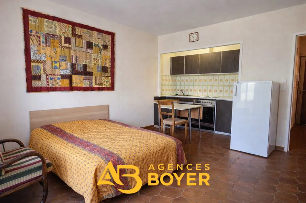 Chambres - Studio avec Loggia et Vue Parc à Bandol