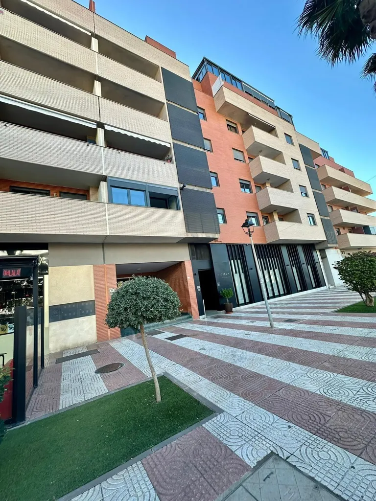 Välivaade - Penthouse with Large Terrace in Roquetas de Mar