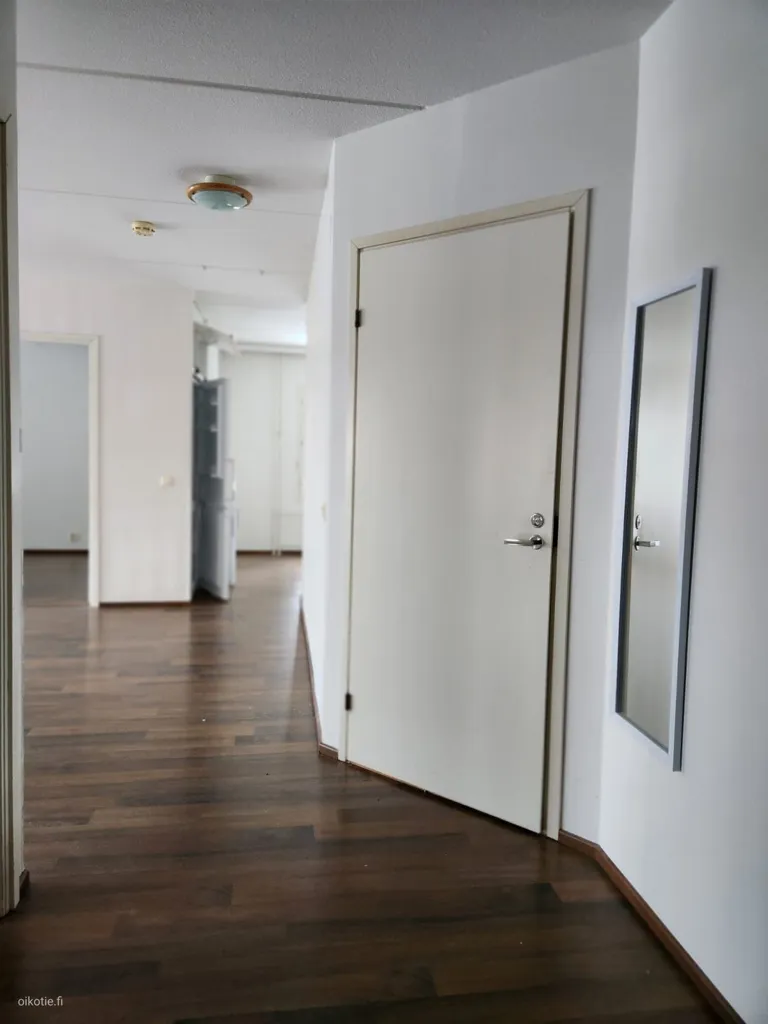 Ingresso - Spacious Triplex with Sauna in Kivisalmi, Lappeenranta