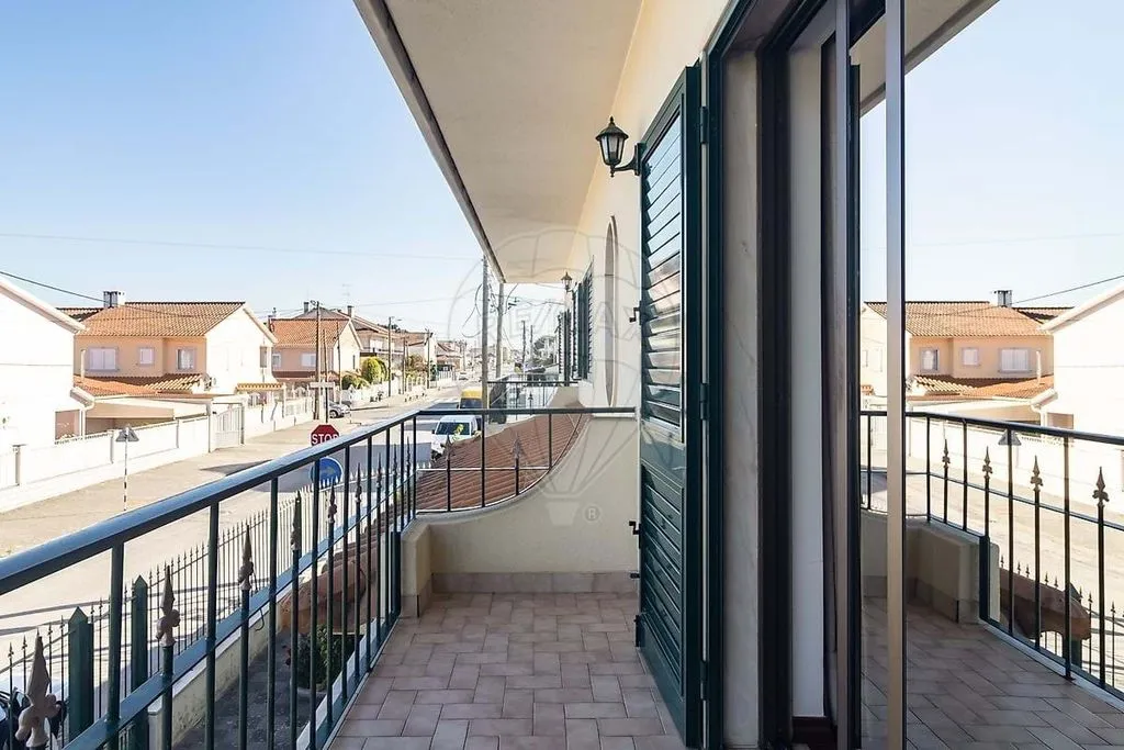 Balcon - Luxury Villa in Seixal, Setúbal
