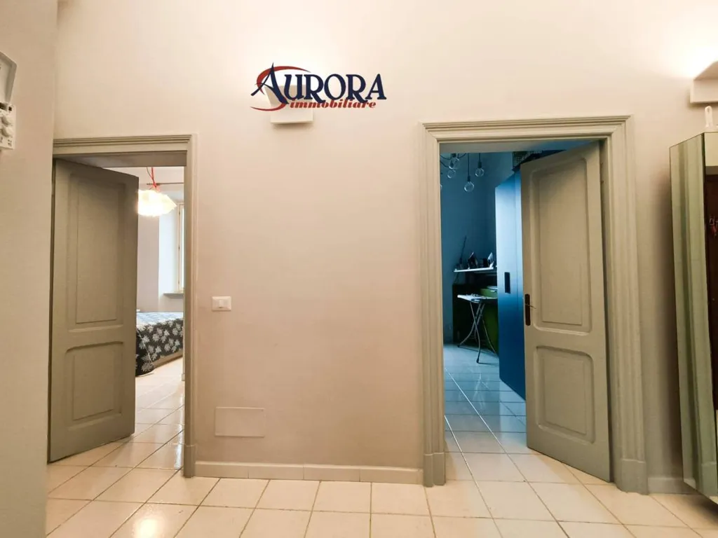 Entrée - Historic Apartment with Terracina View