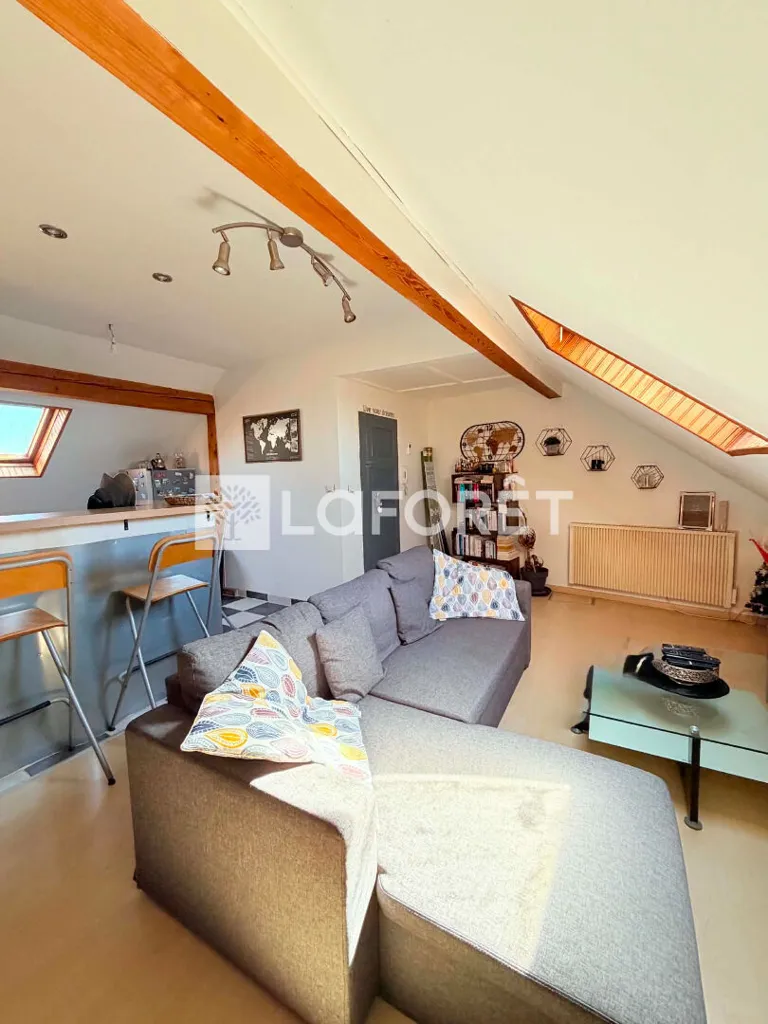 Toad - Haussmannian Flat with Balcony in Metz