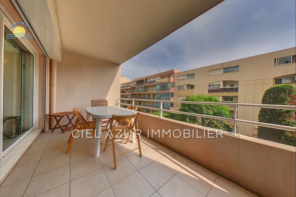 Balcone - Student-Friendly Flat with Terrace in Antibes