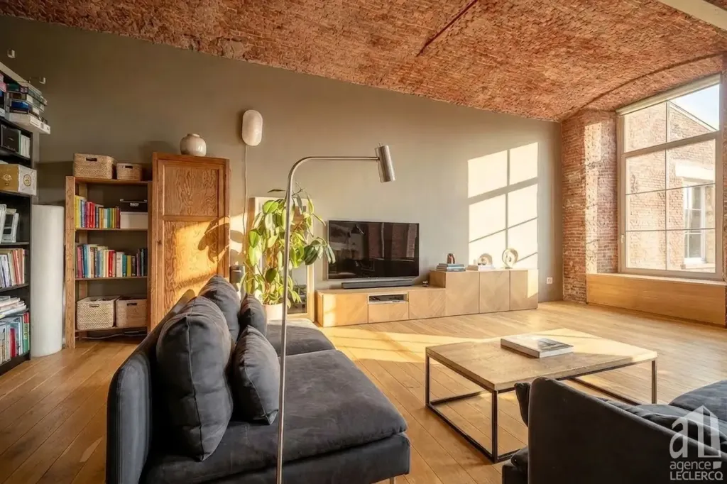 Séjour - Loft avec Lignes Industrielles à Résidence Artic