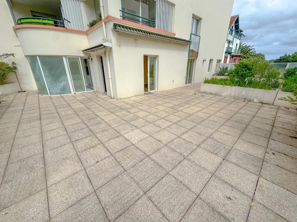 Aed - Apartment with 100m² Terrace in Arènes Quarter