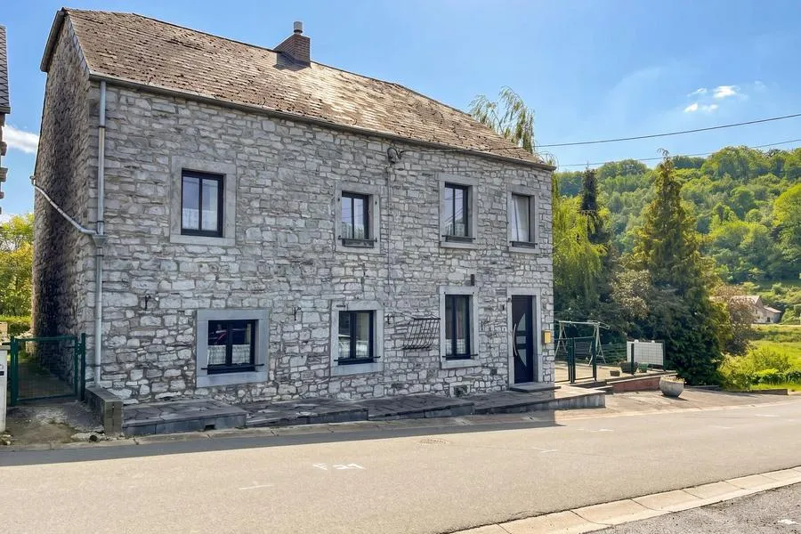 Maison 4 chambres à METTET