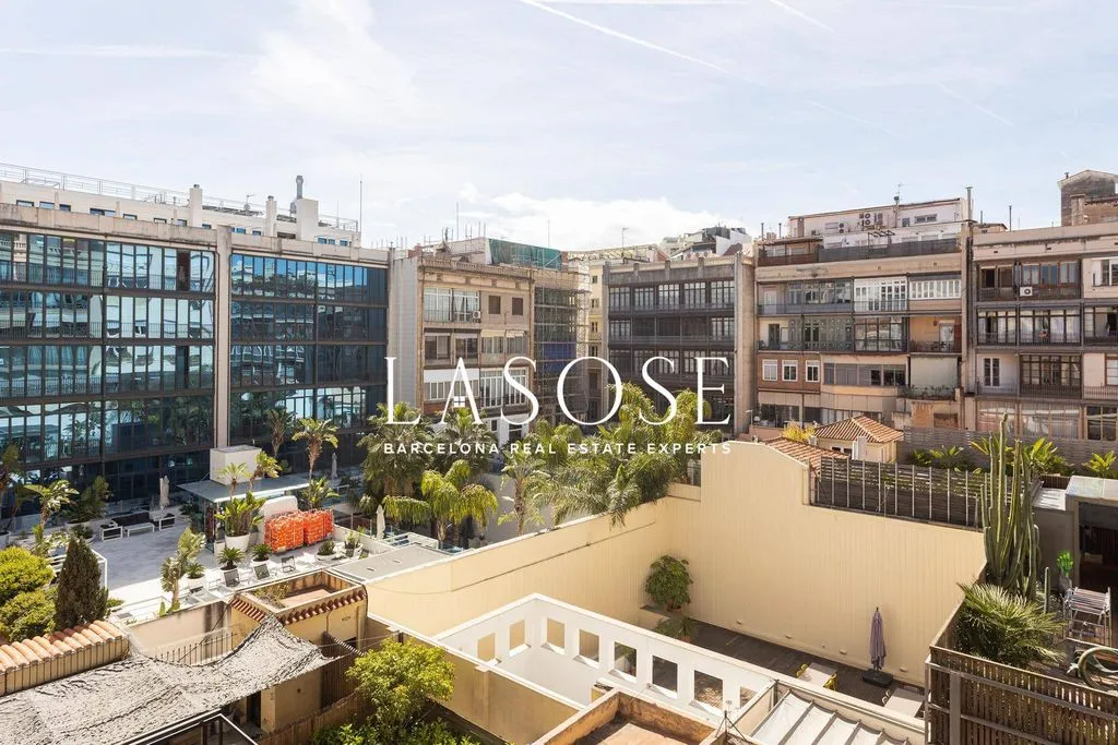 Terrass - Luxury Apartment in Eixample Dret, Barcelona