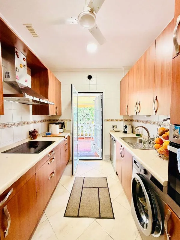 Cuisine - Single-Storey Chalet with Terrace in Montequinto