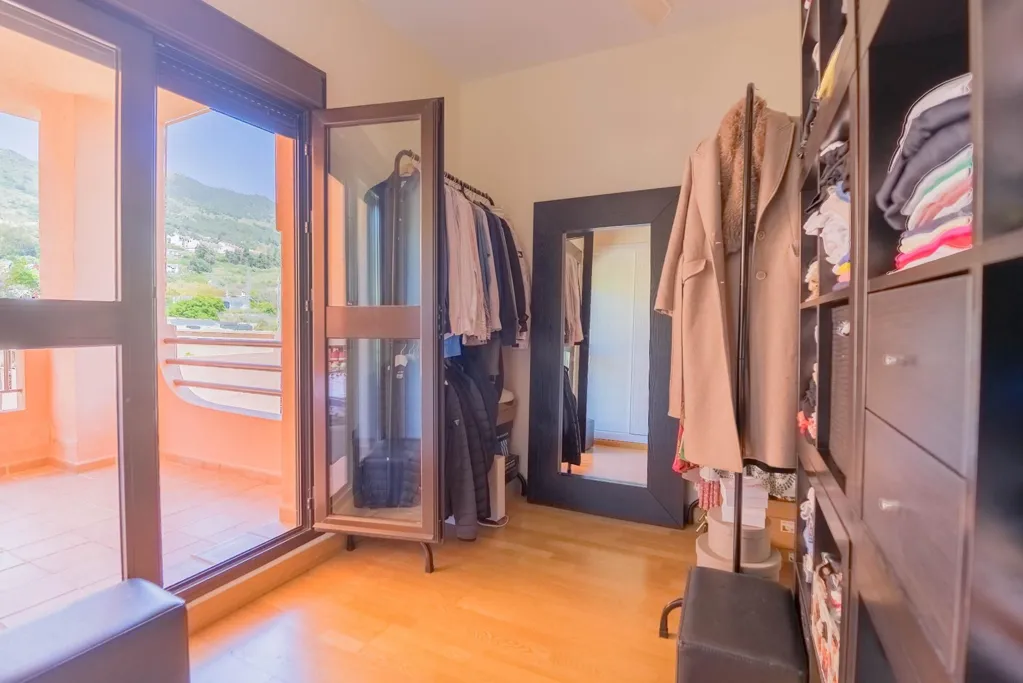 Pièces - Corner Chalet with Sea View in Benalmádena