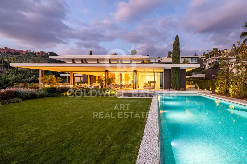 Piscine - Ultra-modern Villa with Panoramic Views in Benahavís