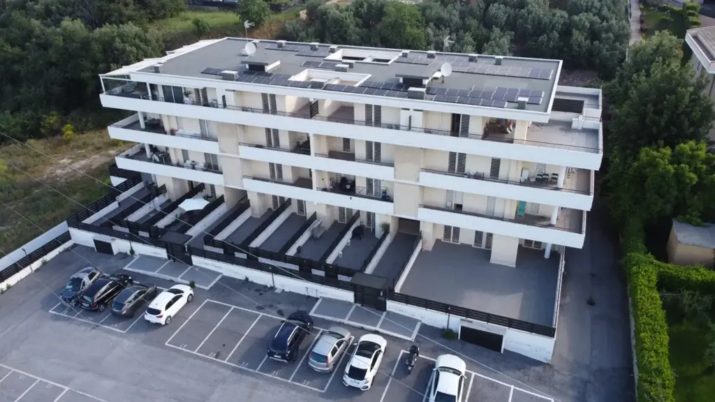 Õhuvaade - Modern Trilocale with Terrazzo in Rome