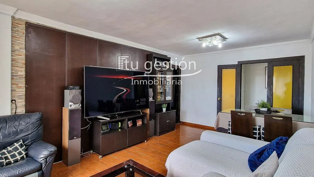Elutuba - Luxury Flat with Pool in El Cónsul, Málaga