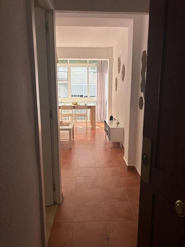 Esik - Furnished Flat with Balcony in Maestro Luis Torregrosa
