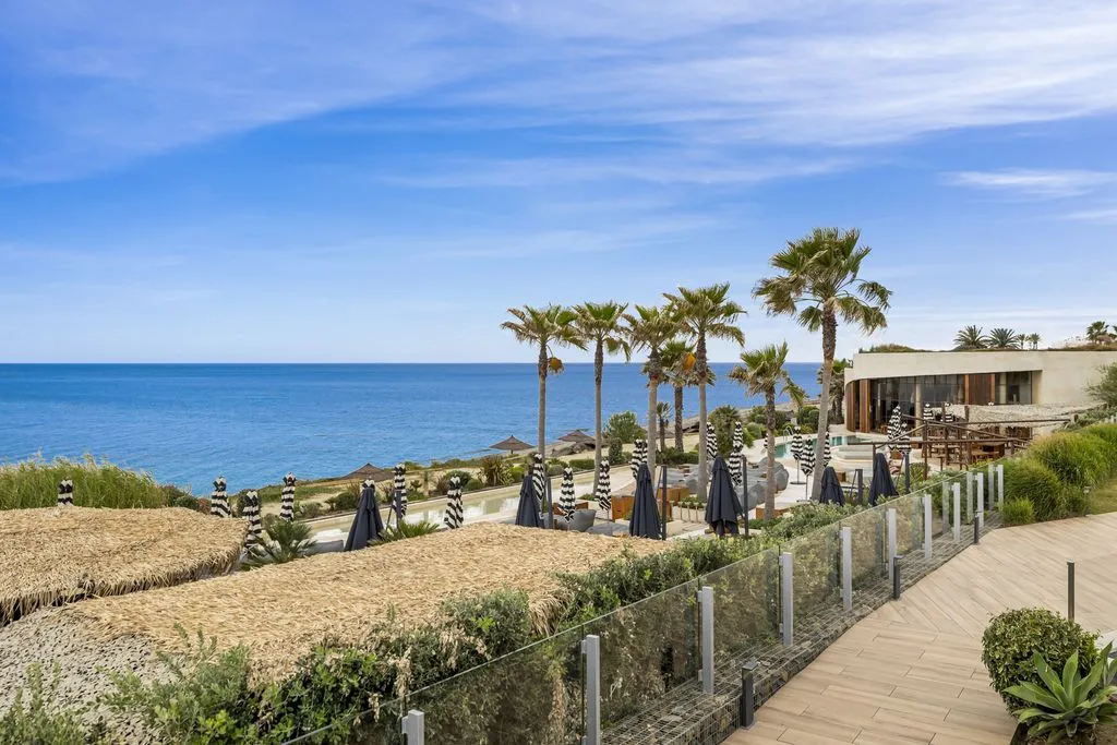 Piscine - Beachfront Luxury Apartment in Estepona