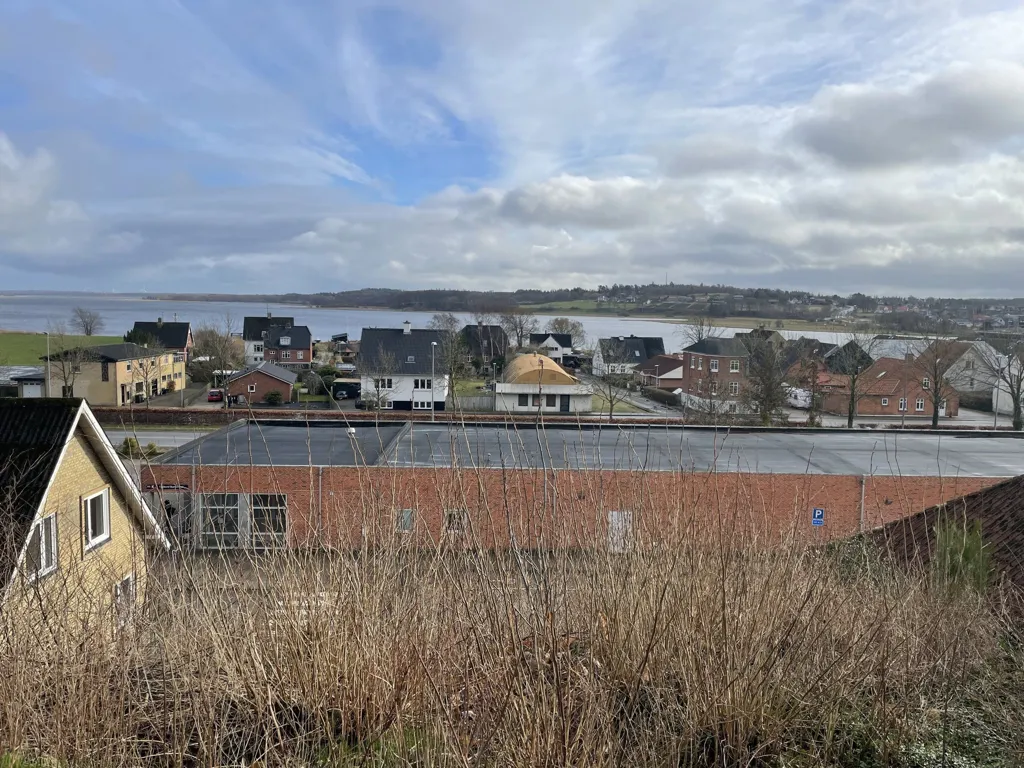 Aed - Year-Round Plot with 5G Coverage in Hadsund