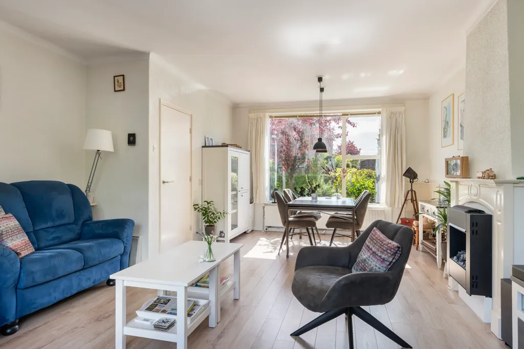 Elutuba - Half-Duplex with Garden in Goor