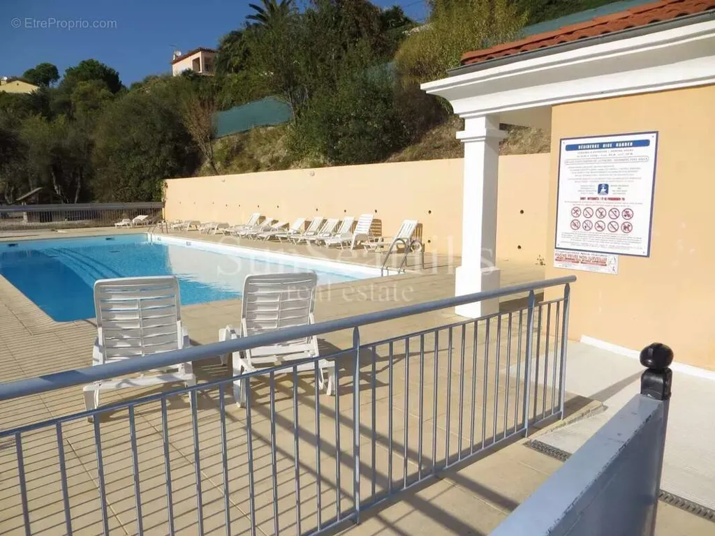 Piscina - Apartment with Terrace in City Centre