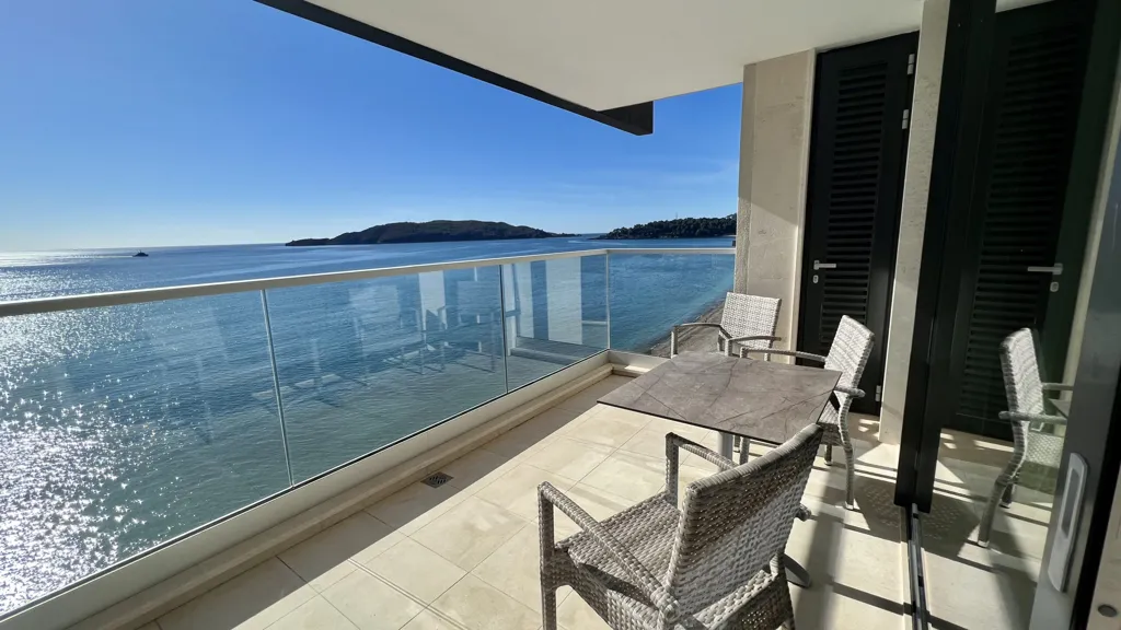 Balcon - Appartement 2 chambres à Budva