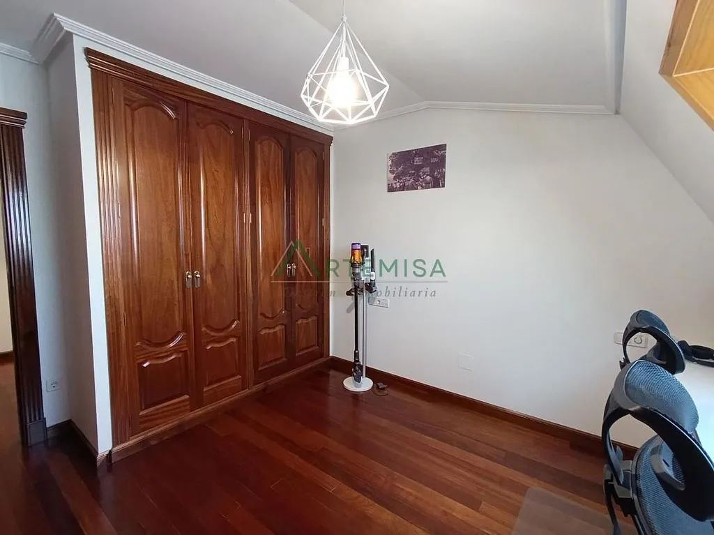Chambres - Duplex with Balcony in Alto del Castaño