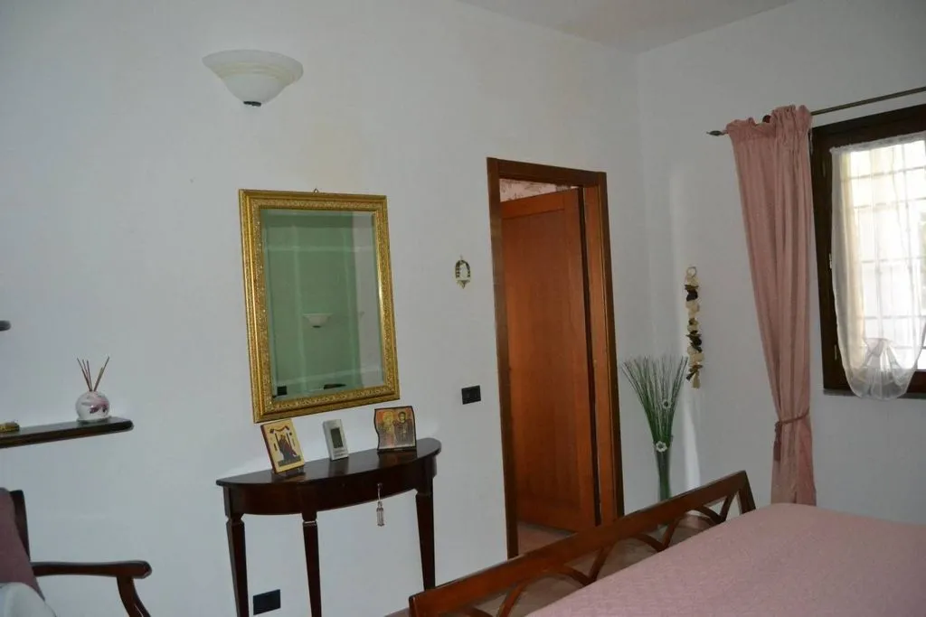 Chambres - Luxury Villa with Extensive Outdoor Space in Terni