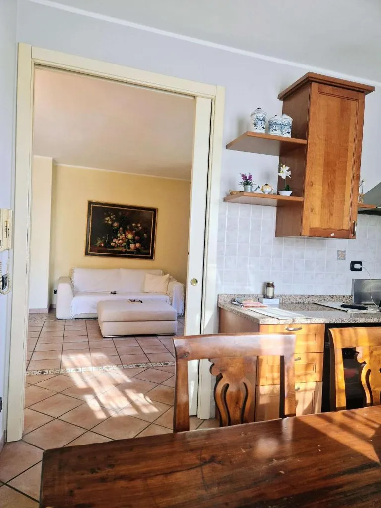 Sala da pranzo - Corner Semi-Detached Villa with Garden in Rubiera