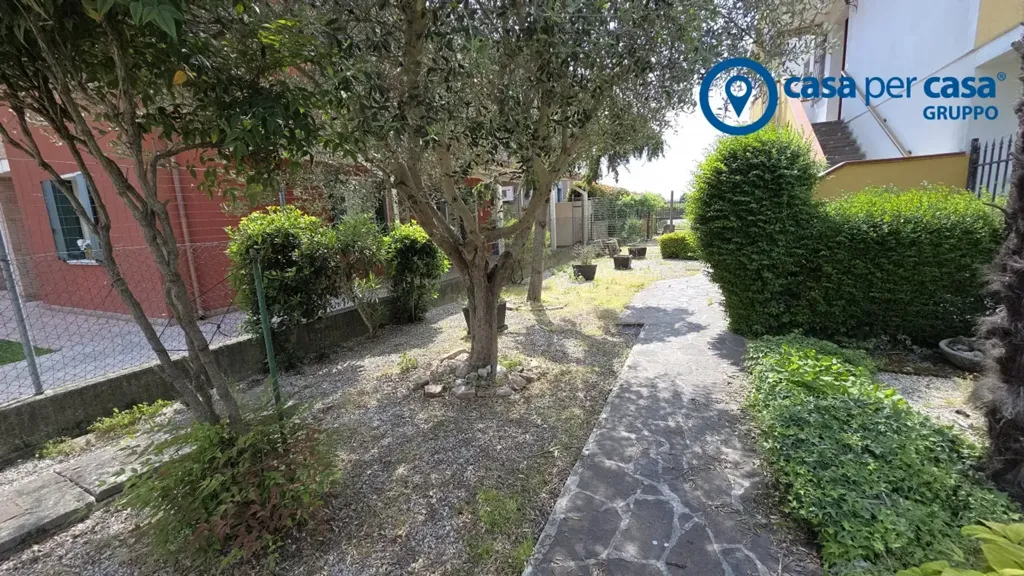 Aed - Villa with Garden in Lusia