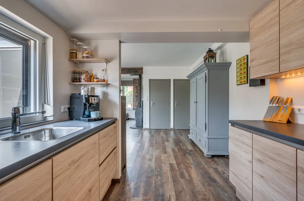 Cuisine - Modernised Two-Storey House with Garden in Reuver