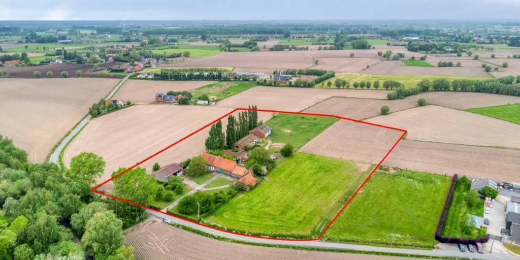 Vue aérienne - Boerderie avec Jardins à Beernem