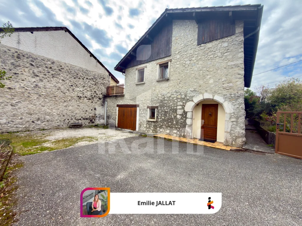 Exterior - Rustic House with Vaulted Cellar in Bernin