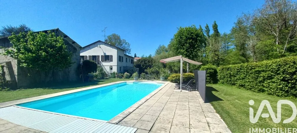 Maison 9 pièces à Cerizay