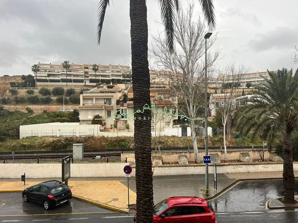 Apartment with Views in 2A Linea
