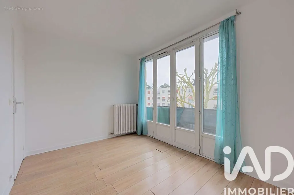 Appartement 4 pièces à Chilly-Mazarin
