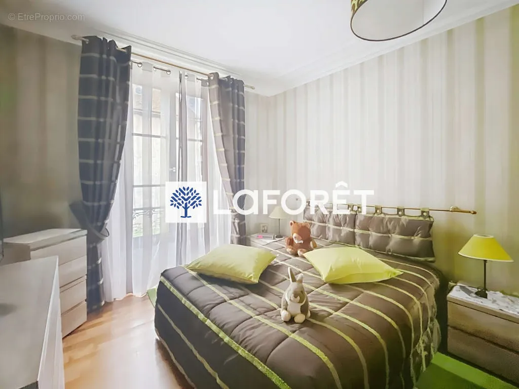 Magamistoad - Charming Flat in Historic Crespières