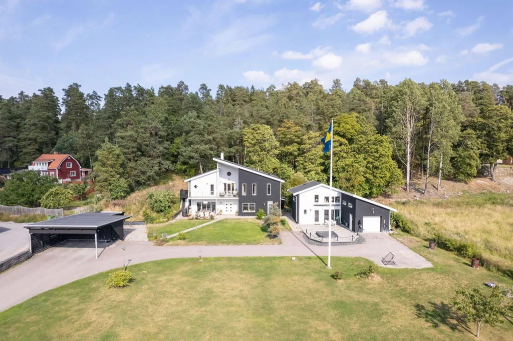 Õhuvaade - Architectural House with Mälaren View in Strängnäs
