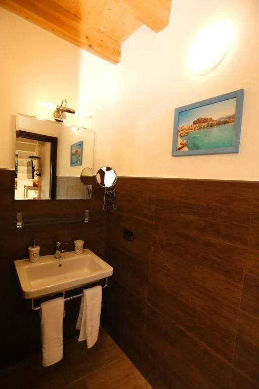 Vannitoad - Agriturismo with Pool in Cefalù