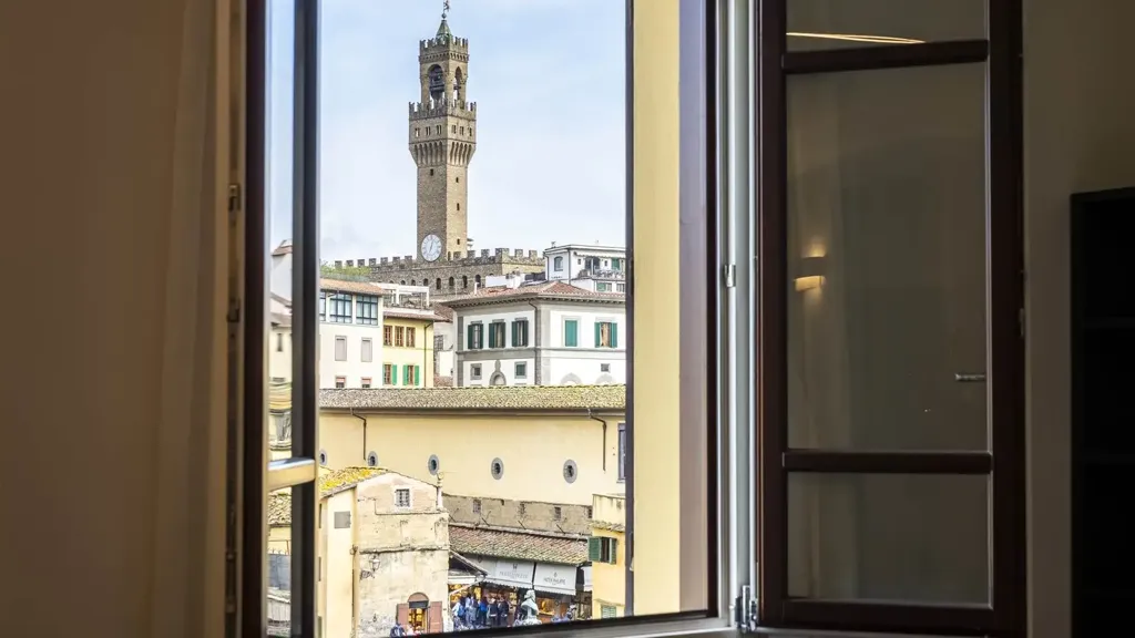 Pièces - Apartment with Ponte Vecchio View in Florence