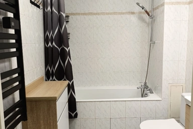 Bagni - Apartment with Pool View in Fréjus