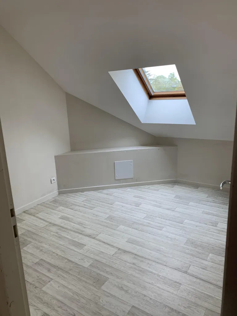 Pièces - Appartement F1bis avec Cuisine Équipée à Orléans Pasteur