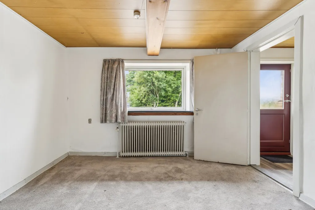 other_room