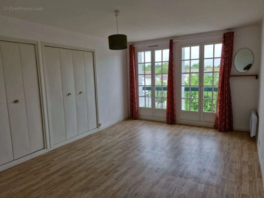 Magamistoad - Secure Apartment with Balcony in La Roche Posay