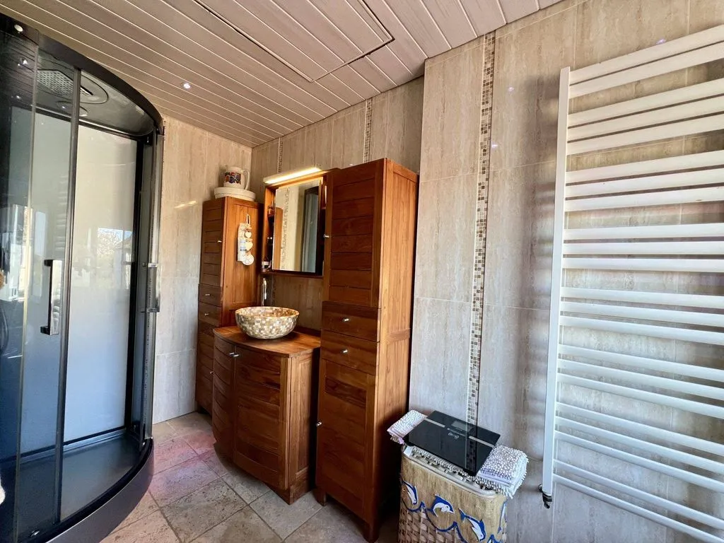 Bathrooms - House with Sea View in Luc-sur-Mer