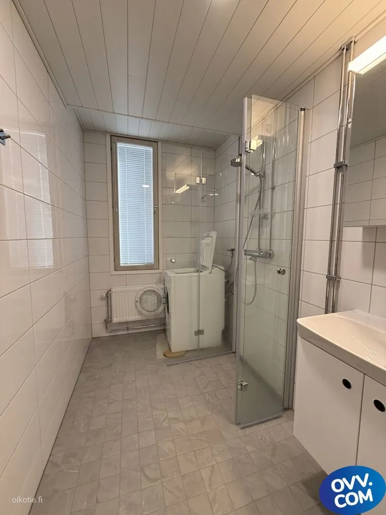 Salles de bain - Studio Apartment with Glazed Balcony in Härkämäki