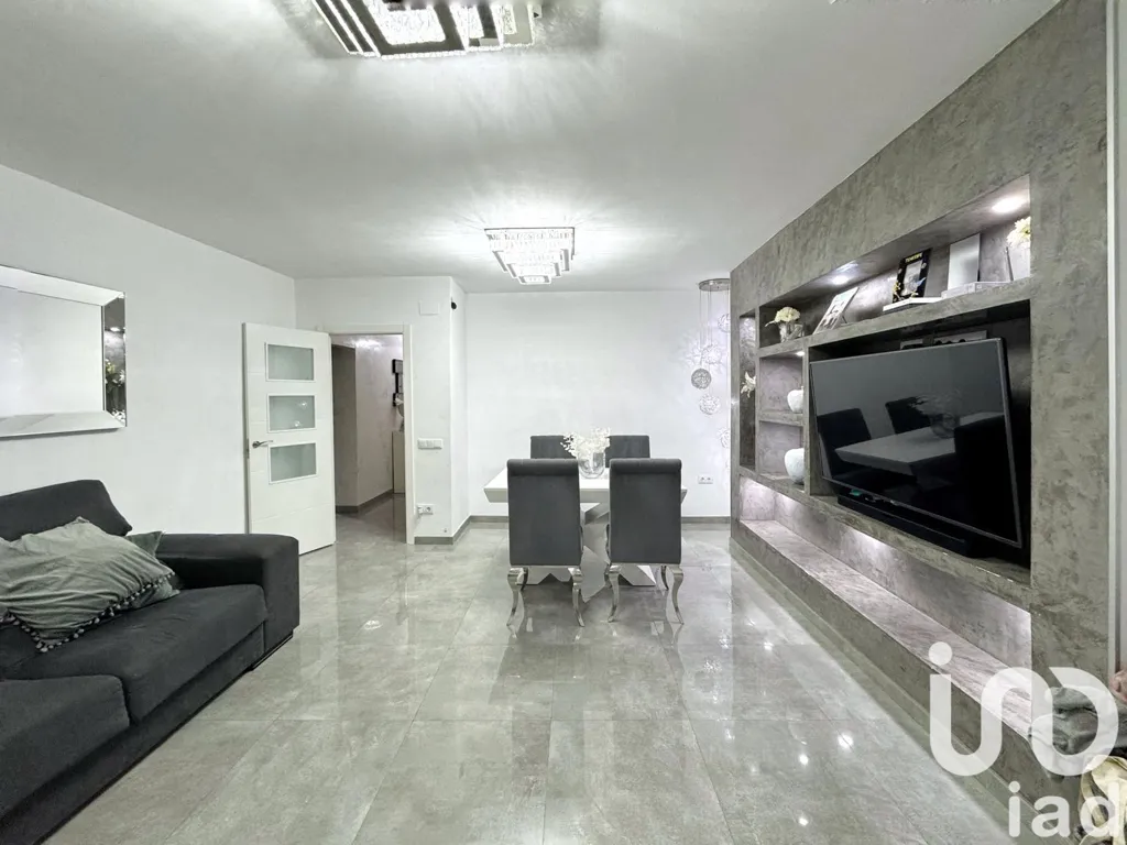 Séjour - Twin-Storey House with Multiple Terraces in Cambrils
