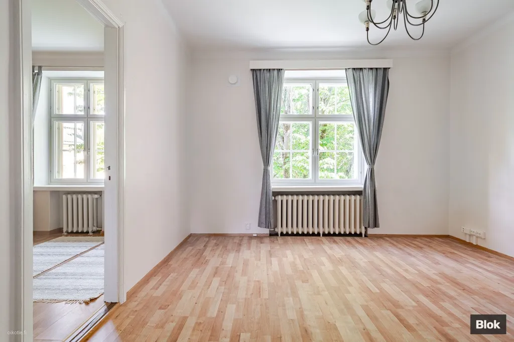 Pièces - Uusklassical Flat with Garden View in Taka-Töölö