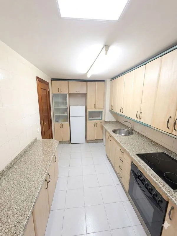 Cuisine - Modern Flat with Terrace in Pardaleras, Badajoz