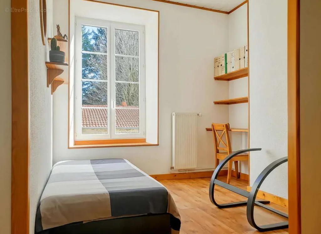 Magamistoad - Renovated Passive House with Pool in Montregard